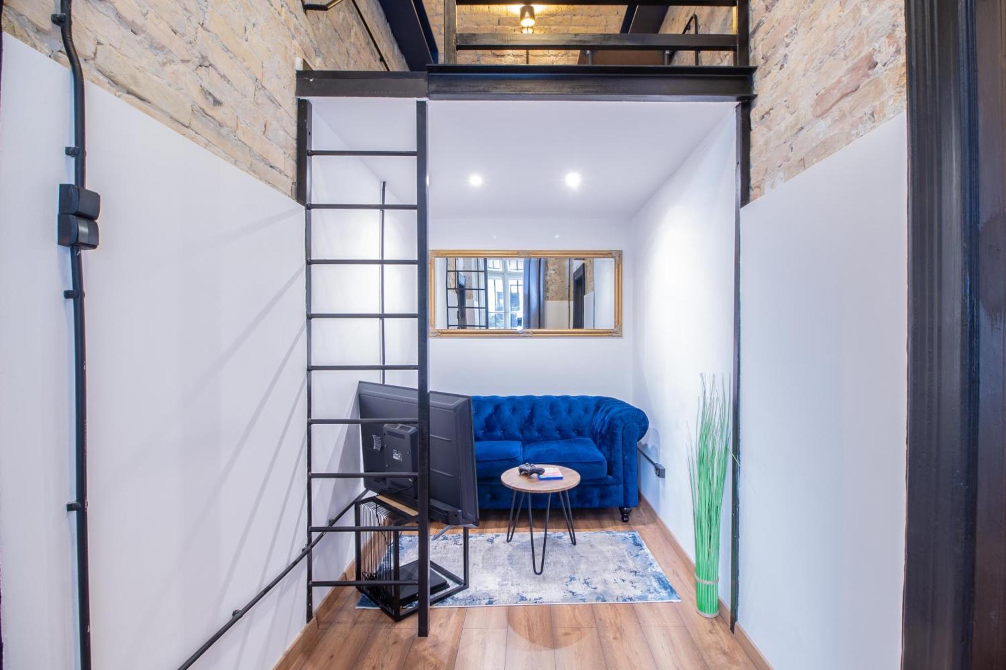 Apartman Corvin Loft *